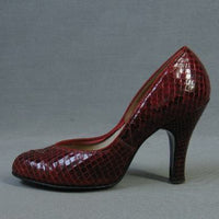 1950s vintage red snakeskin babydoll pumps