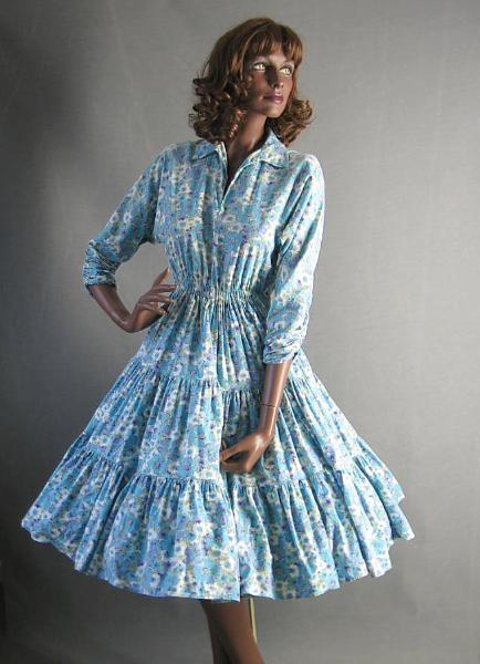 1950s vintage full skirt floral print dress