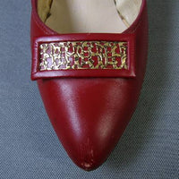 detail, embellishment on 50s pointed toe stilettos