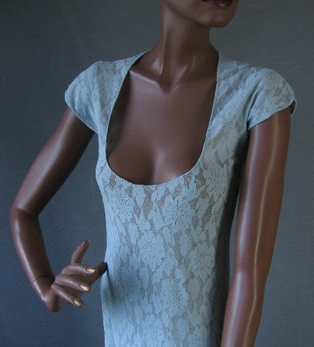 bodice, low scoop neckline 70s semisheer lace nightgown