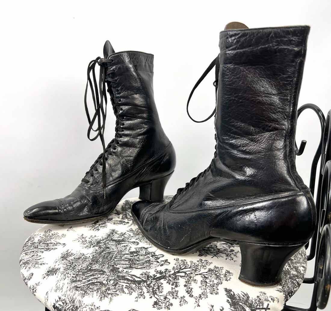 Edwardian Black Leather Women's Boots Vintage Shoes Laird Schober VFG Antique