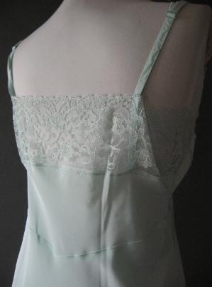 close-in back view, New Old Stock slip