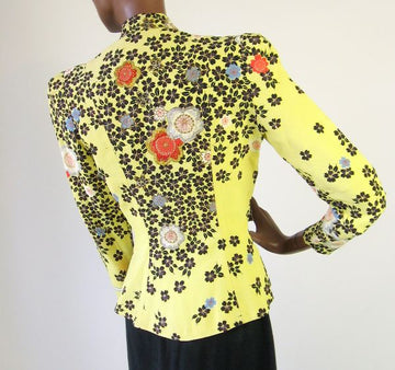 back view, 1940s nip waist yellow embroidered jacket