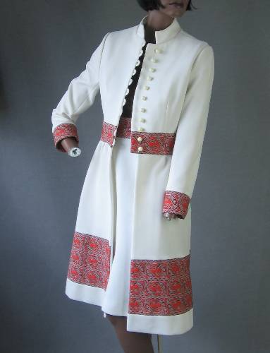 60s Mod Women's Dress & Coat Vintage Nehru Collar Paisley Trim Small to Medium VFG
