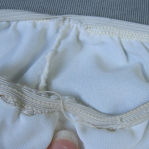 small flaw, elastic waistband 50s crinoline