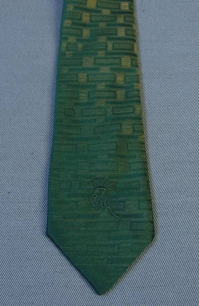 close up, 1960s sharkskin neck tie green to gold