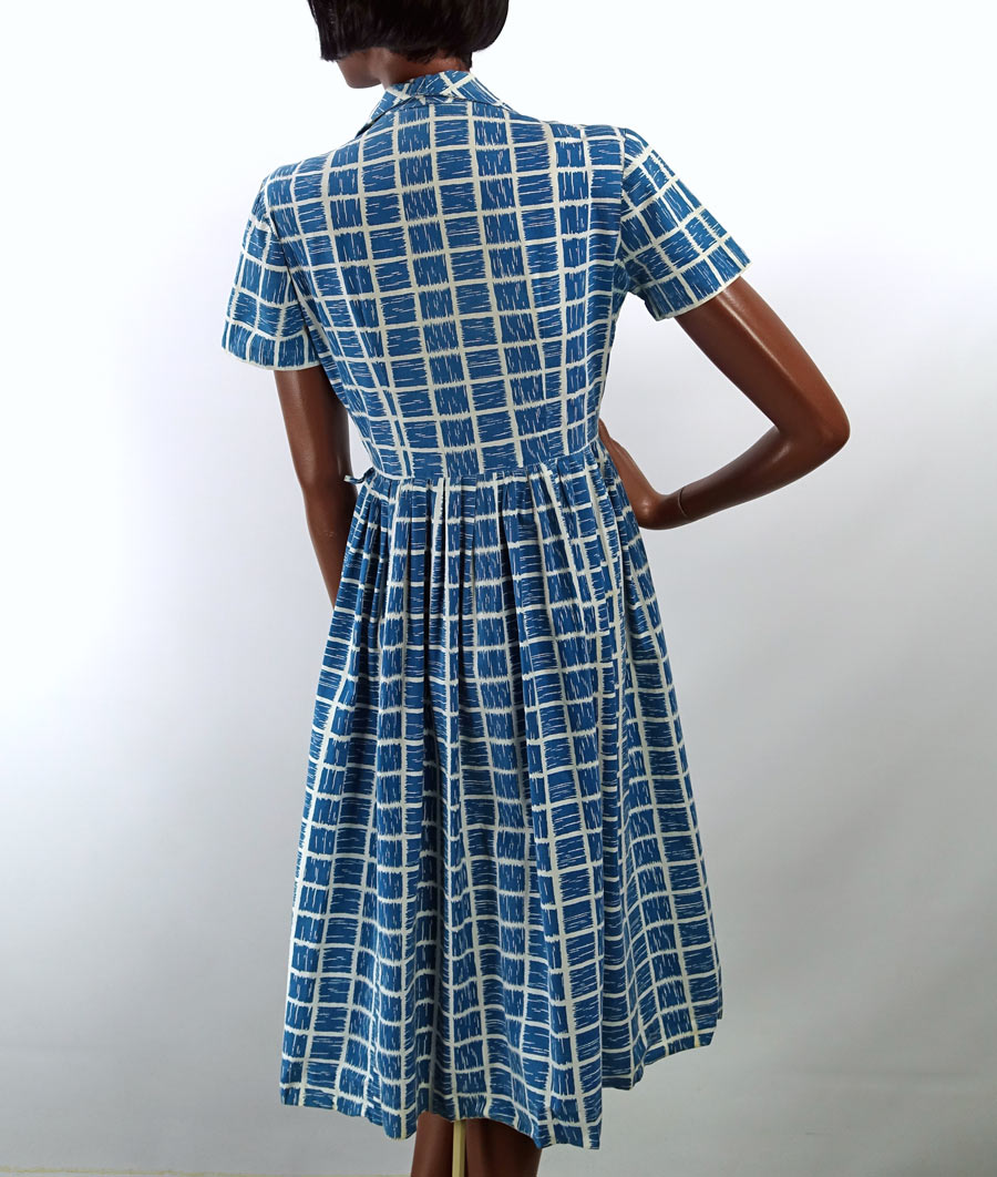 back view, 40s 50s cotton day dress