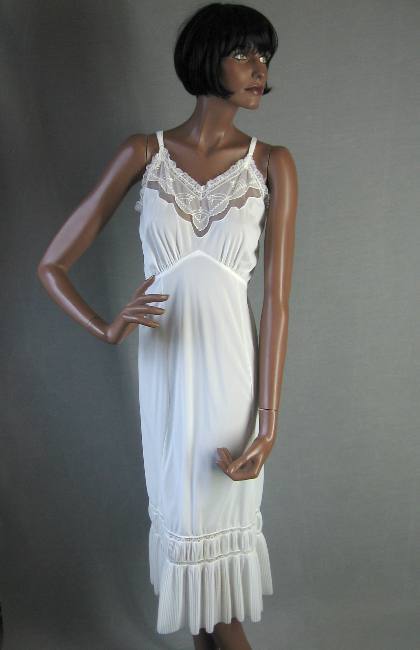 vintage 50s full slip crystal pleating feminine white