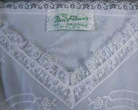 vintage lingerie Nan Flower label white nylon slip size 40