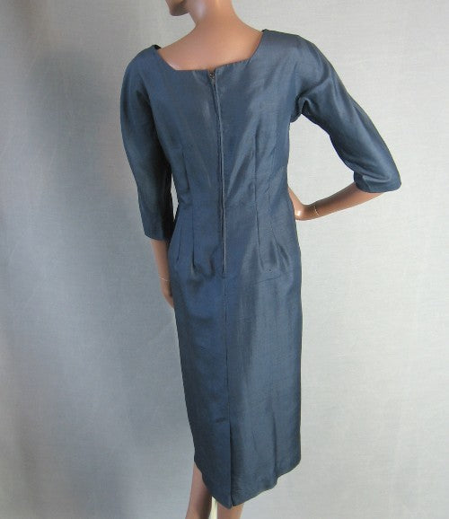 back view, 5os 60s silk fitted cocktail dress