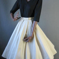 50s Women's Dress Dramatic Black & White Vintage Full Skirt Medium Fit and Flare VFG Pat Hartly