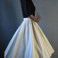 50s Women's Dress Dramatic Black & White Vintage Full Skirt Medium Fit and Flare VFG Pat Hartly