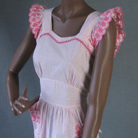 bodice, 1940s pink and white pinafore dress trimmed with embroidery and rickrack