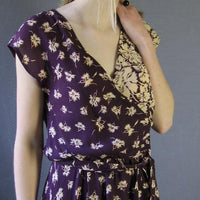 wrap bodice, 70s floral print rayon dress