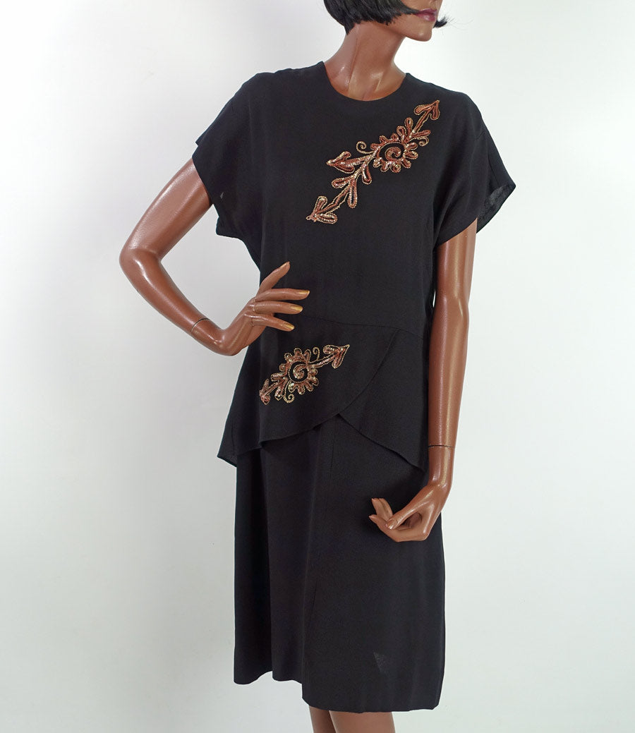 40s Vintage Cocktail Dress Women's Large LBD Sparkly Arrow Accent Pepl – Mags Rags