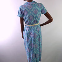 back view, late 50s cotton day dress in geometric print