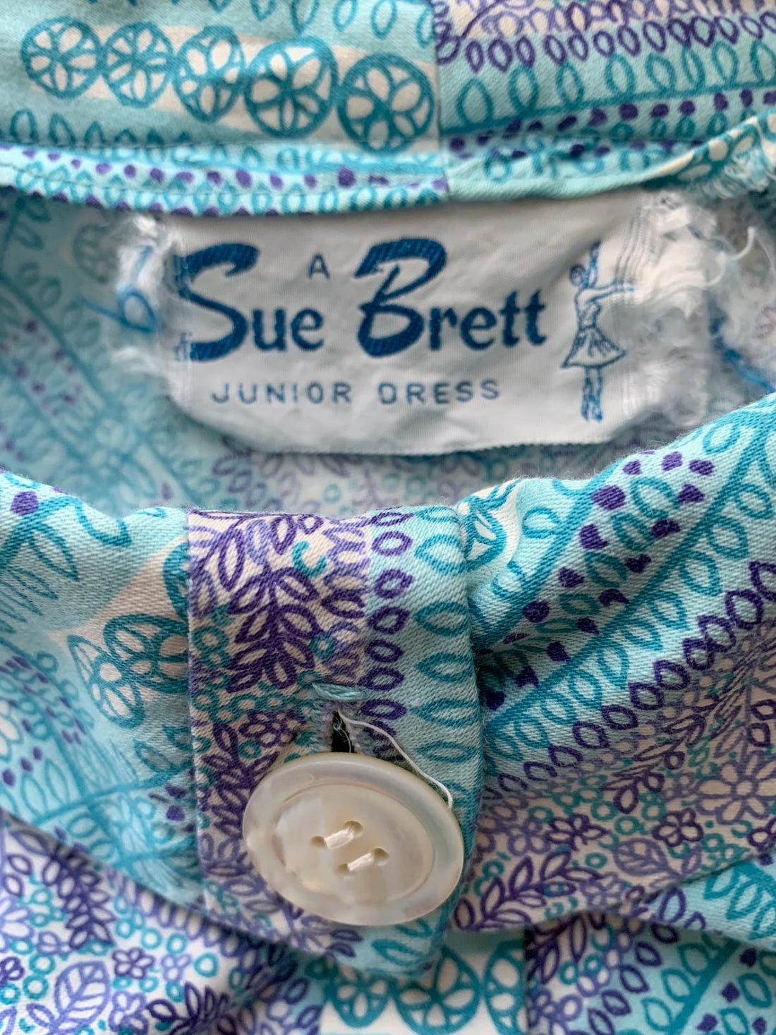 label closeup - A Sue Brett Junior Dress