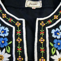 close up, embroidery detail and label, Tramo